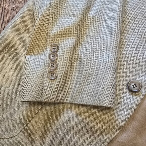 Men's LORD & TAYLOR METROPOLITAN Suit Coat Excellent Condition - Picture 9 of 16
